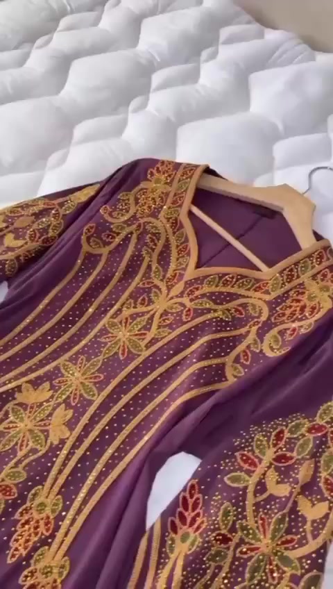 كشخة العيد 
القياسات L xl xxl 
السعر ٢٠
الخامه كشمير مطاط ميطفر ولا يذب لون
يوجد خدمة توصيل توصيل بلد الفين


**إذا كنت صاحب هذا الإعلان وتريد حذفه لأي سبب، رجاءا أرسل رسالة إلى الدعم الفني**