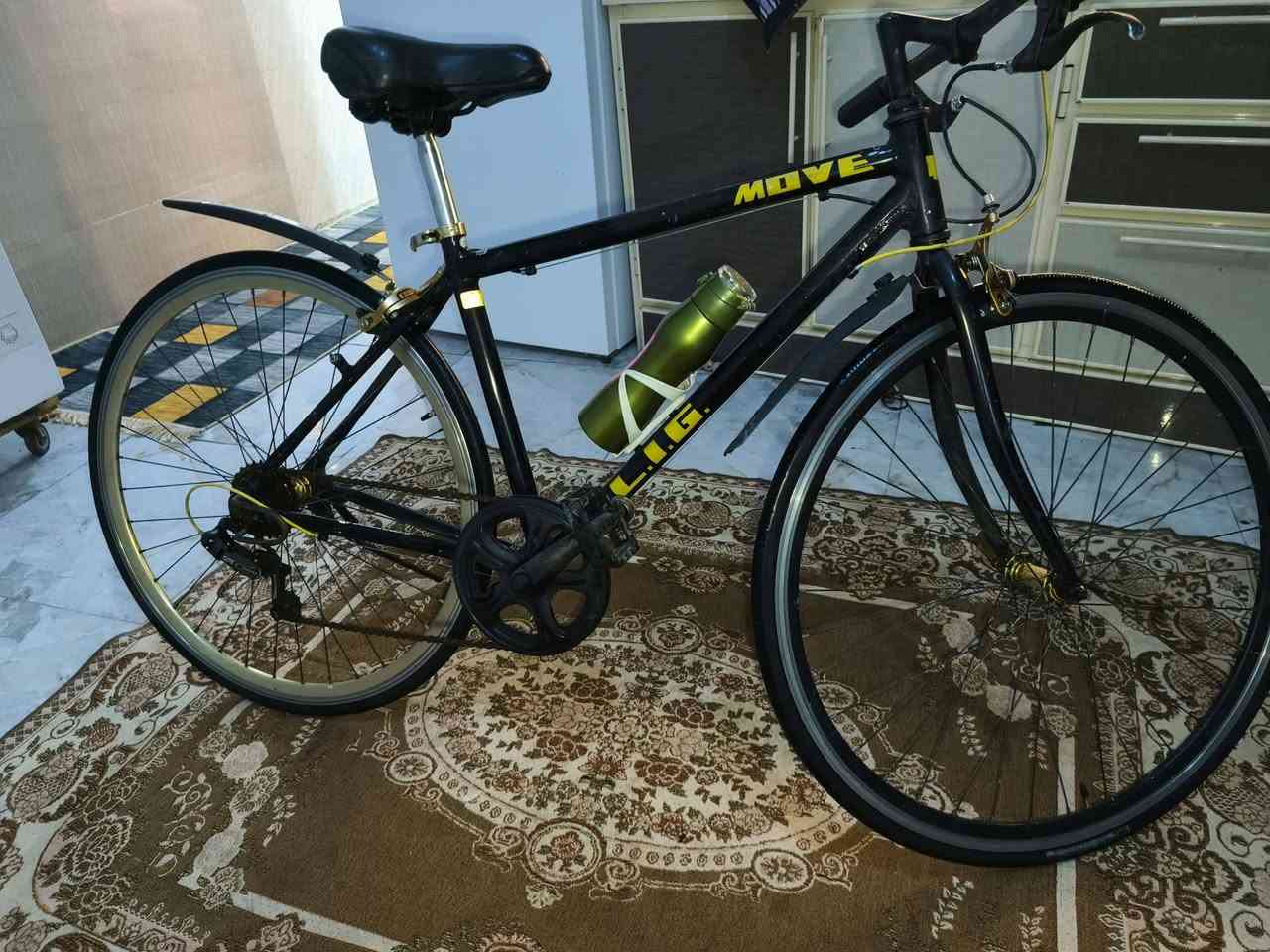 بيسكل سباق جديد صلي وسعره على خاص ***********
