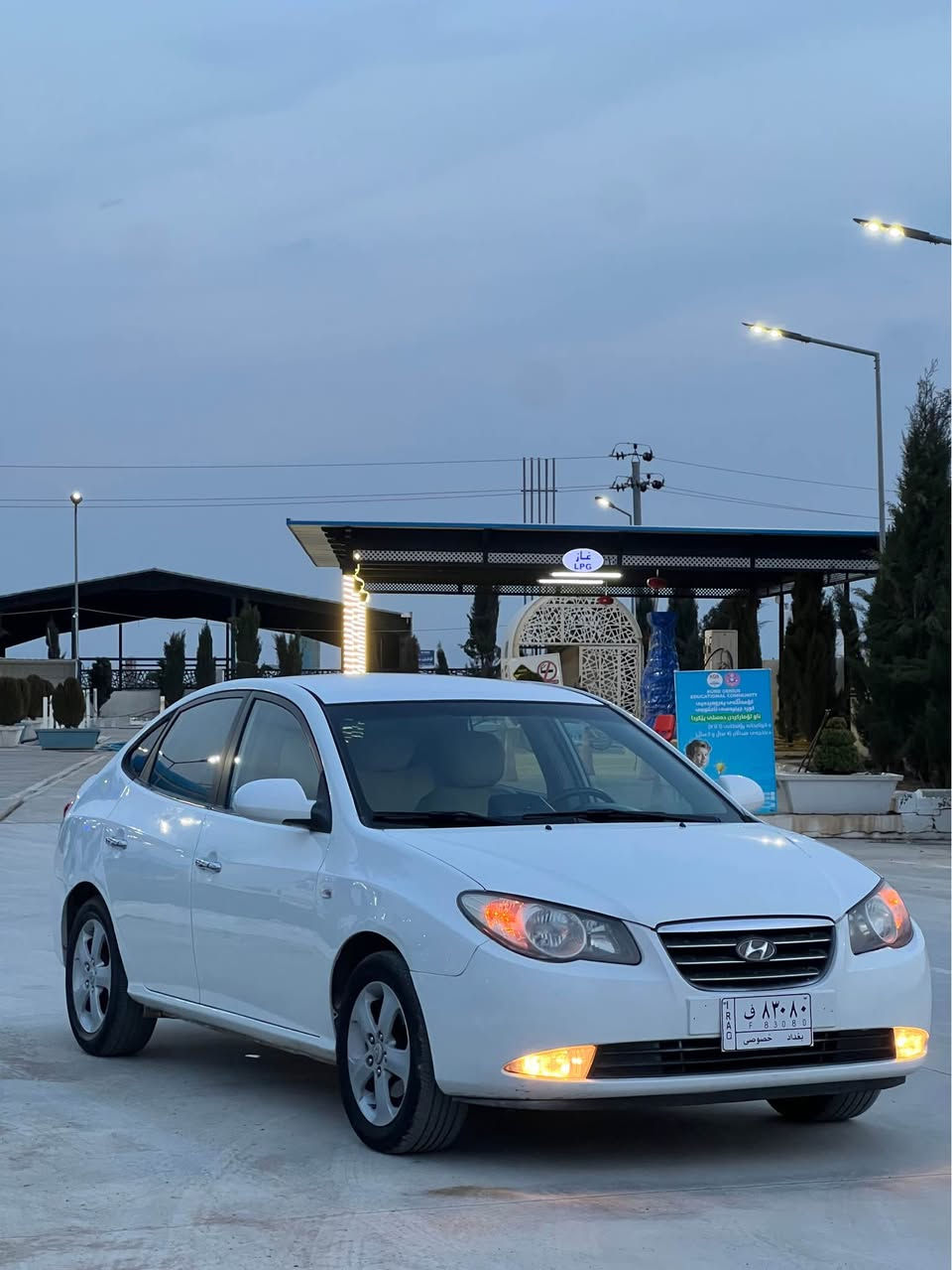 ئاڤانتی بڕاوە بۆفرۆشتن 
مۆدیل 2007  بێ چاڵ بێ شوخت بێ خایس 
گێڕ و مەکینە و تندوتۆڵی و کارەبای بەشەرت 
فول مواسەفات تەنیا سلاید نیە 
لایت ڕەشە تەبرید گەرم و سارد ئاوێنە شەفت سوکان ڤۆلیۆم کوشن جڵد و هیتەر  سپێری بیلاد  ویل گەورەیە 
شوێن ...حاجیاوا  *********** رانية, السليمانية
