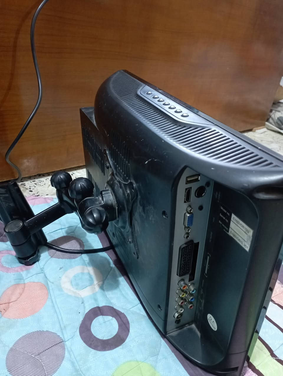 شاشه مع دي في دي جميع الانظمه نوع ماركة سوني لسائقي الباصات والسيارات الكبيره الحمل 
نظيف جدا 
السعر 100


**إذا كنت صاحب هذا الإعلان وتريد حذفه لأي سبب، رجاءا أرسل رسالة إلى الدعم الفني**