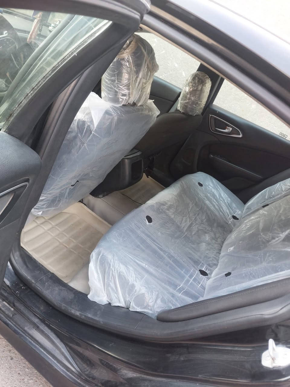 شنو عدك مراوس تعال

سي200 16 جاهز بدون.حادث مكانات صبغ فقط رش اثر جراد .توحيد لون 
وعدي صور الجراد.بدون دواخل ولامعجون 

رقم بصرة.نكليزي بسمي مكاني بصرة
 سياره مال جناي جاهزه نشاللة

للاستفسار
***********
***********
