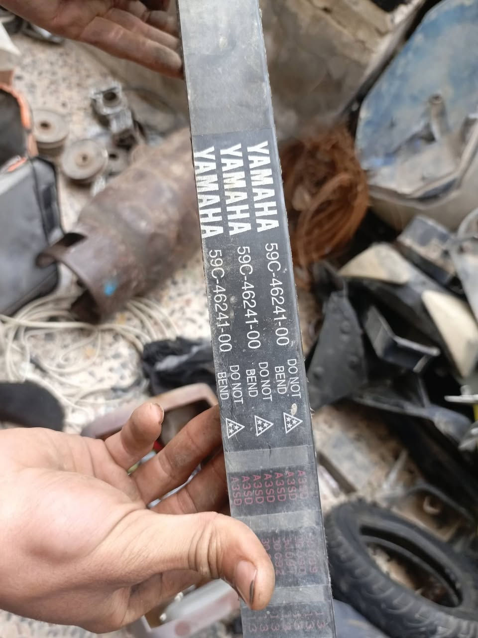 السلام عليكم 
غراض دراجات للبيع اويالة صالنصات قوايش تي ماكس و سلفر صالنصة كاوسكي ماصدة سكنس لد جنط أنواع 
الدراجات كفرات أي درارجة موجود 
المكان البلديات
رقمي ***********
قيم وخذ
