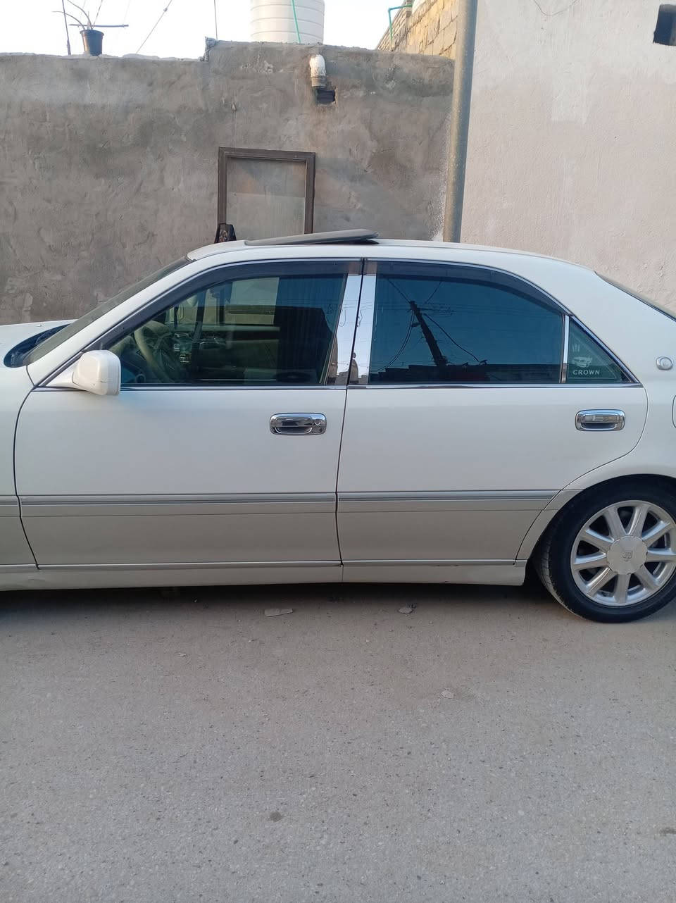 سلام عليكم سياره جنون فول ٣ رقم كركوك مكلف بنشر رقم صاحب سياره ***********
