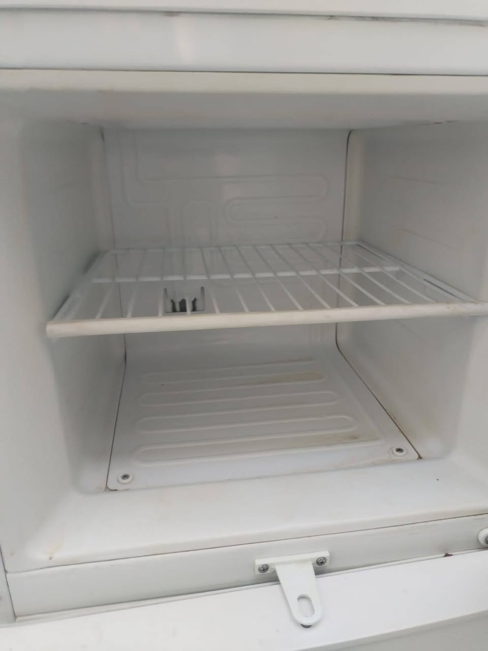 ثلاجه دنگه للبيع نظيفه بس الماطور عطلان السعر ١٠٠ الف


**إذا كنت صاحب هذا الإعلان وتريد حذفه لأي سبب، رجاءا أرسل رسالة إلى الدعم الفني**