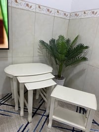 طاولة • جديدة • فخمة