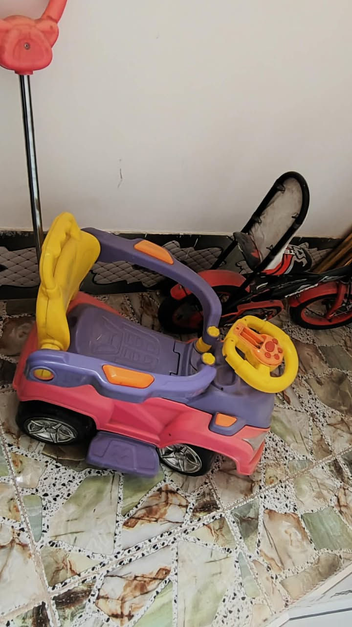 عربانه بلباكيت غير مستعمل 75
بايسكل ب45
سيارة  حجم كبير  25
غلاف تخم 15
جربايه حطاطة 75


**إذا كنت صاحب هذا الإعلان وتريد حذفه لأي سبب، رجاءا أرسل رسالة إلى الدعم الفني**