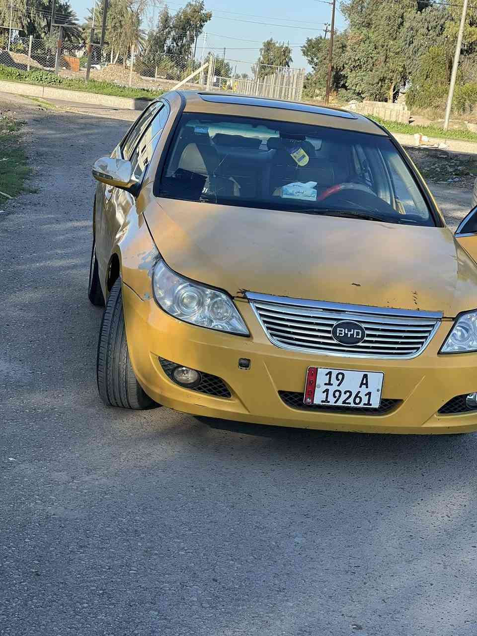 السلام عليكم!!  بي وايديf6. للبيع    فقط
رقم كربلاء بأسمي مصفره هيئه وغرامات كير ومكينه وتخم تاير وحداديه قبل شهرين بدلتهن ادامه كامله سويتله. !! تدفئهً و تبريد ثلج  
رايده ب  ٣٣  وبيه مجال بسيط مكاني صلاح الدين بلد 
***********  ممتواجد ع النت
