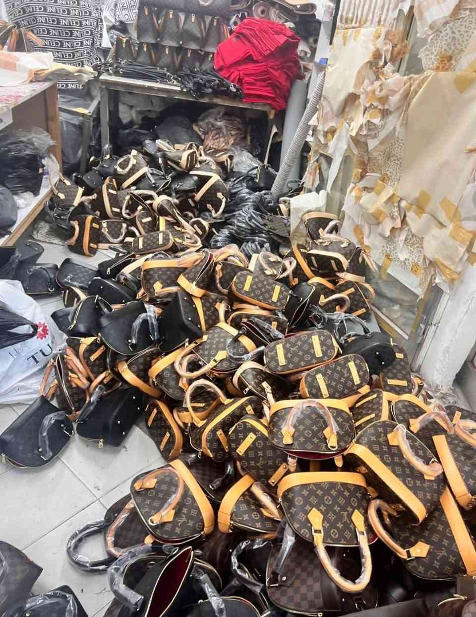 جاهز للطلب من المصنع مباشره 
باقي الاشكال والاسعار في القناة التلجرام اشترك 
https://t.me/+koYYoJjXdWc0ZDM8
https://t.me/+koYYoJjXdWc0ZDM8


**إذا كنت صاحب هذا الإعلان وتريد حذفه لأي سبب، رجاءا أرسل رسالة إلى الدعم الفني**