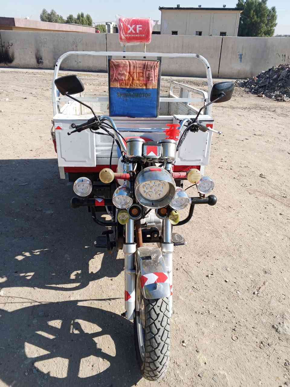 سلام عليكم ستوته موديل 2024 كلش نضيفه مكفوله من كلشي السعر 1750 العنوان بغداد حي العلام الرقم ***********
