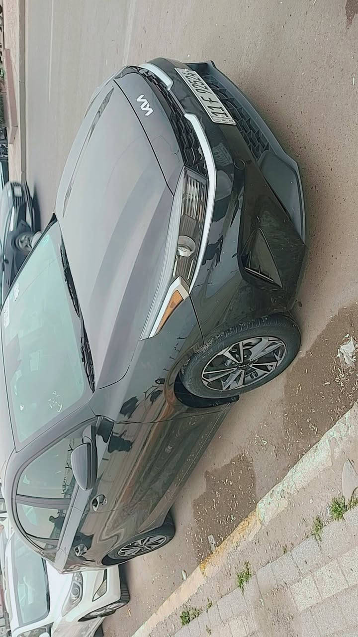 سلام عليكم 
فورتي اللبيع 
ماشيه 12 الف 
 الموصفات عادي 
الون اسود
حادثه بنيد فقط تبديل
السياره بسمي  
تحويل مباشر 
السعر نتصل وسهله 
رقم بغداد 
رقم النتصال ***********
