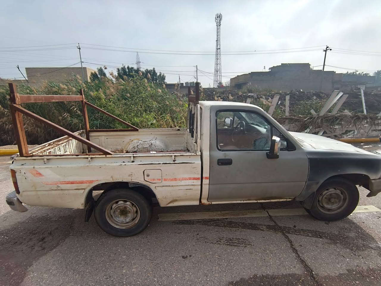 بيك اب موديل 89 گير محرك شاصي مكفول سنويه الماني مامنتهيه مالت جناي سعرها 35 سنويتها  بسمي ‏‪0783 770 0824‬‏ خابر وتدلل
