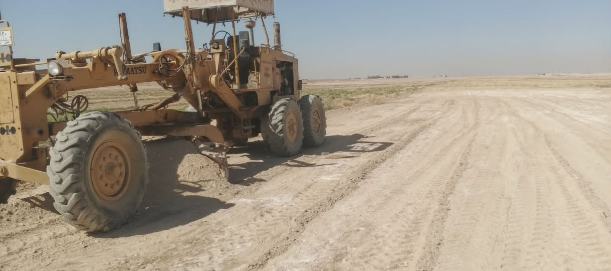 كريدر 605للبيع مكينه نضيفه وجاهزه للاستفسار ***********
