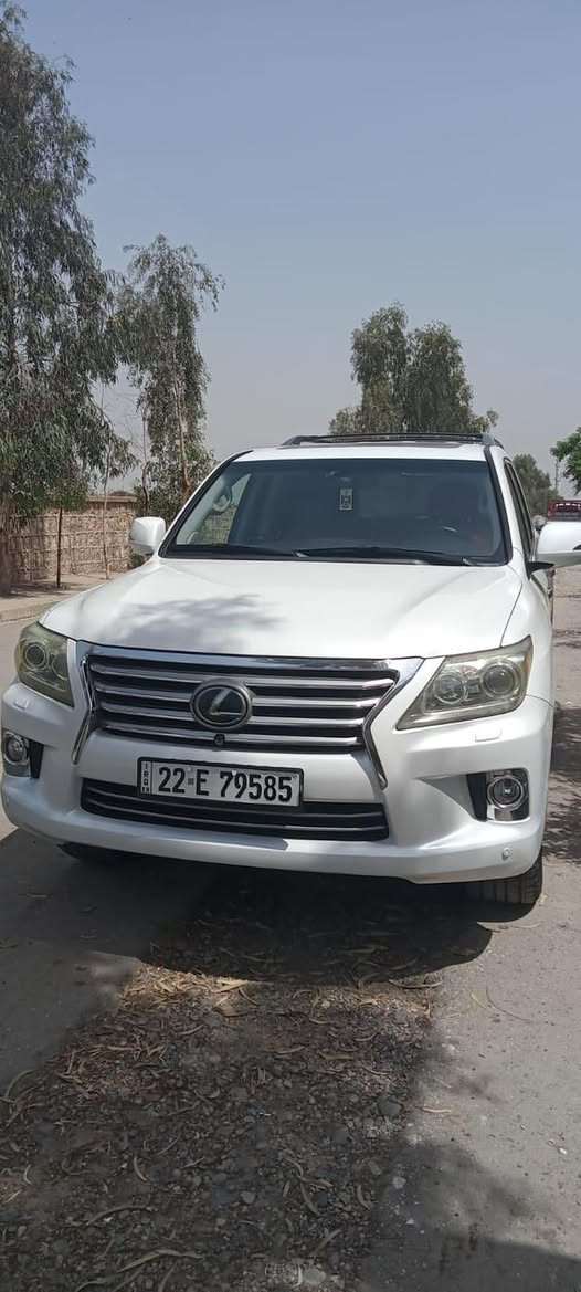 سلام عليكم
سعر كلش مناسب 💯
لكزس LX 570 موديل 2013 خليجي
 وكالة بريمي فول مواصفات(داخل احمر)

سعر فقط 375 ورقة  و مجال كلش قليل
ماشي 120 كيلومتر  بشرط الفحص 
سيارة ماشاءالله بعدها بالكارتون ❄️
السيارة بحالة نظيفة جداً 
بصمتين مالشركه موجوده

🔴سونر موجوده، السياره كفاله مكفوله عامه حتى الدعاميات بدون صبغ 
گير محرك كهربائيات مكفول (كبس بشرط الفحص )

رقم فحص هزه سنوي كلشي مالتها جديد بس تتحول باسمك انشاءالله 🌹
جكات صندوق كهربائي مقاعدتدفئه تبريد، والمقاعد الخلفية كهربائية
كاميرات، رادار، تحذير الخروج عن المسار
مثبت سرعة ذكي، تحكم كهربائي بالارتفاع والانخفاض
نظام مانع الانزلاق، حساسات أمامية وخلفية مع كاميرا
كشن خازن ذاكرة، إنارة زينون و LED
مكان السيارة موصل او بغداد

***********
