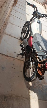 دراجه نامه للبيع بدون وراق السعر 300 قفل وهاذ رقمي 07718656480