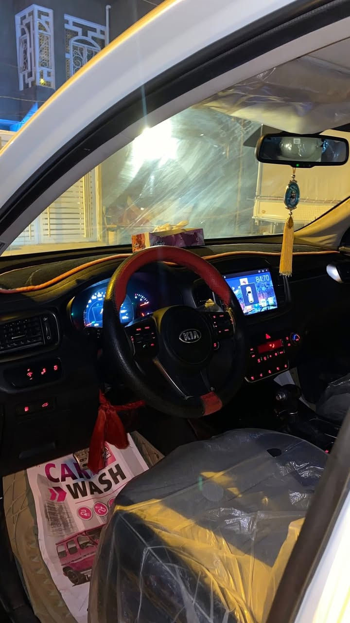 سورنتو خليجي مديل2015 الشكل جديد ٢٠١٦فول مواصفات واحد على واحد  محرك ٢٥٠٠  / ٤ سلندر   تحمل كل المواصفات  رقم أربيل فقط بنيد مصبوغ  وبيه شخوط بجيهة  اليمنه  اثر دحجه بسيطة  ودحجة خفيفه بل الصندوق إصبعين ومصلحه والبنراما ماتفتح بيه خلل بسيط يتصلح السياره جاهزه العنوان نجف كوفه خلف مسلم ابن عقيل  ع اتصال عل الرقم   *********** او واتساب  السعر 185ورقه $وبيه مجال  بسيط
