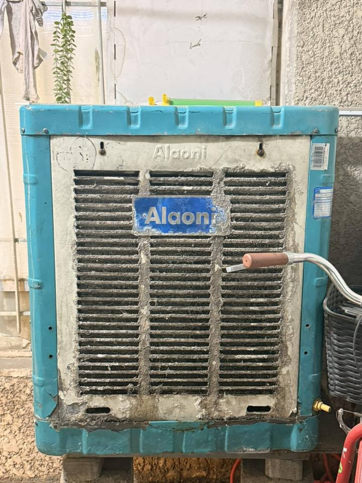 اغراض
بيع اغراض مستعمله كلمن بسعرة 
سبلت 225 
ضرر سبلت ماكو اي ضرر العاكسه ملغيه 

مبردات 2 ب50 الف

بنكات على 10 وجوزيه ب15 

ثلاجة ب200 شغاله 
ضرر ثلاجة الكفر مال يدة واكع 
ومكان المفتاح خربان بيهة طخة من جوا بزاويا مثل مموضح
طبلات ب20
مرايه ديكور  20 
*********** متوفر واتس
