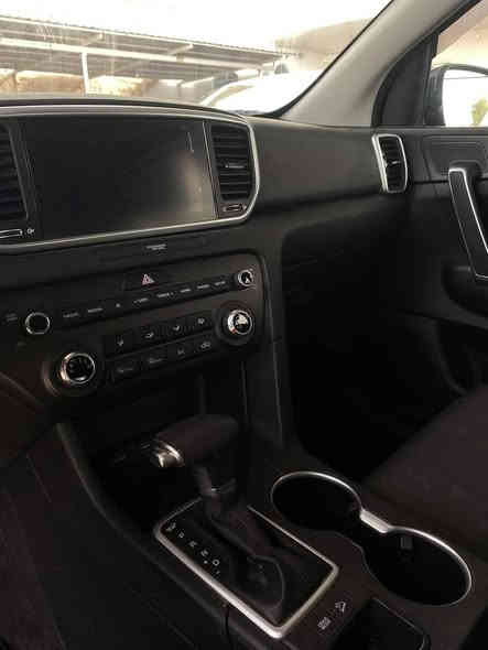 للبيع فقط ....
امريكي | المواصفات | رقم أربيل | مكفولة
​الموديل: 2021
المركبة: كيا سبورتج (Kia Sportage)
المنشأ: امريكي
المسافة المقطوعة: 142 ألف
✅ سبورتج 19 امريكي 
✅️ محرك 2.400
✅️ قطعتين تبريد
✅️ فول تحكمات
✅️ شاشه 
✅️ ثلاث انظمه قياده
✅️ مانع منحدرات
✅️ ويل 20
✅️ بلوتوث اوكس حاكيه
✅️ شاشه اعطال دشبول
✅️ كاميرا دواره فول hd 
كفاله عامه الصبغ عدا ضربه الجاملغ مثل ما موجود بالصوره
✅ داخل نيلي
✅ مغلفة أرضية 
​📍 المكان: بغداد - مدينه الصدر 
📞 للتواصل: *********** 
او المراسله واتساب 
​معلومات التسجيل:
​رقم السيارة: أربيل.
​التحويل: وكالة أو تحويل مباشر.
​💰 السعر: مناسب جدا 🔥🔥
