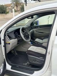 توسان ٢٠١٦ • ١٤٧ الف • ضرر قطعتين