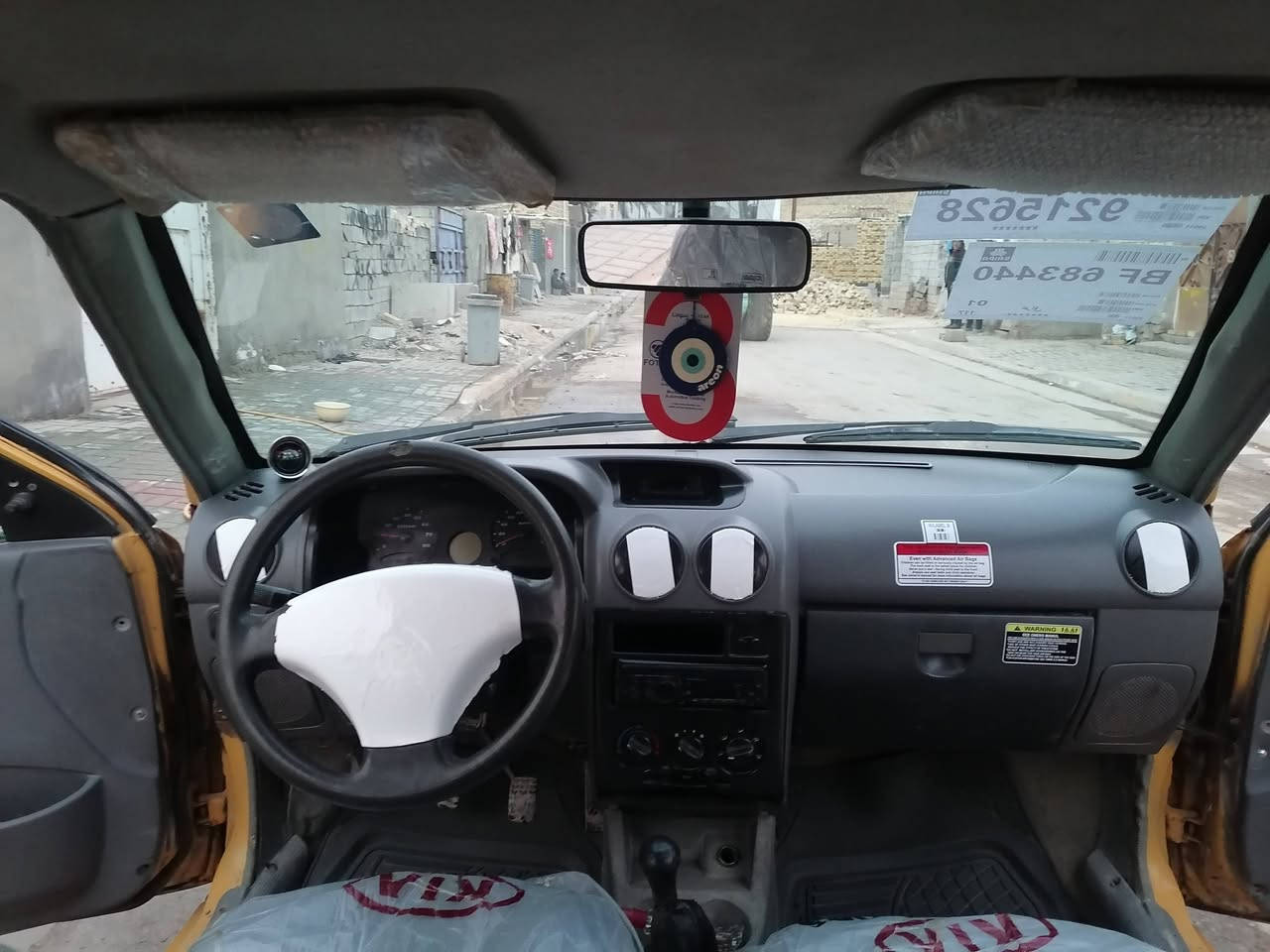 السلام عليكم سايبه مديل ٢٠١٢ رقم واسط انكليزي بسمي مصفره هيئه وغرامات سنويه ال ٢٠٣٢ مكينه كير بلجيس كهربايات شغاله خير من الله السيارة مصبوغه أحزام بيها ( لغود او افخاذ مبدله أثر خايس )  حداديه نص عمر  السعر ٢٦ وبيها مجال قليل مكاني الديوانية حي العسكري الرابع رقمي ***********
