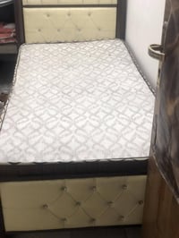 جرابي عداد ٢معا المنادر اصليه السعر ١٥٠ 07700047906
