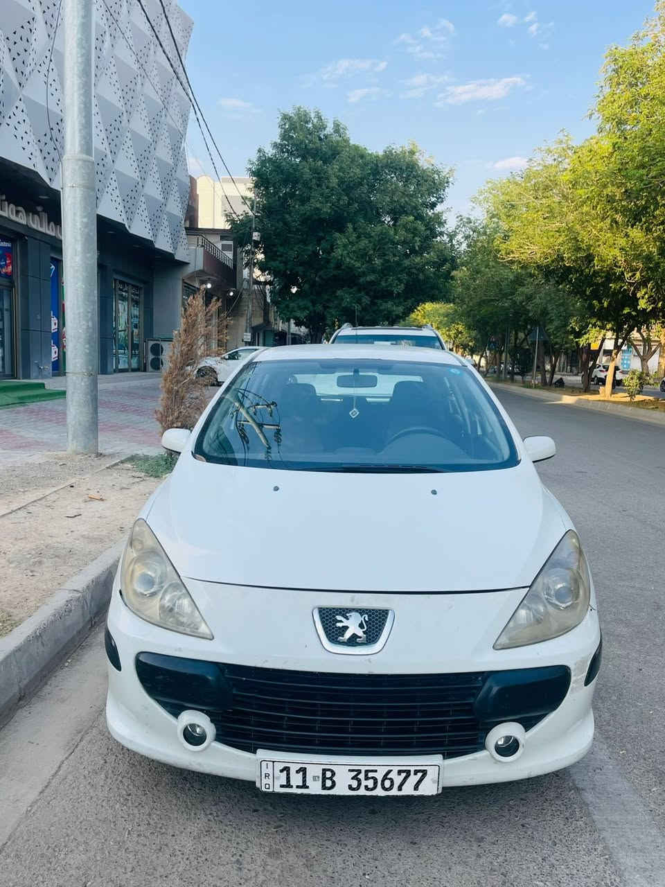 سلام عليكم /بيجو 307 موديل 2006 سياره جاهزه صدر جديد امامي خلفي تايرات تخم جديد سياره جاهزة بدون صبغ سعر 62 /***********
