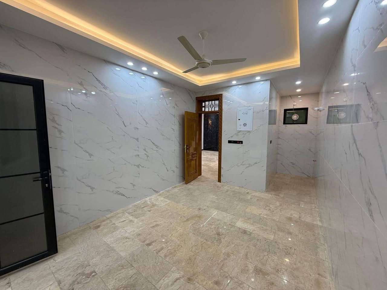 ‏‎‏‎دار للبيع او المراوس في النجف الاشرف
حي الجامعه
مساحه الدار  ١٦٠ م 
شارع ١٠ بناء درجه اولى vip
 طابقين ٤ غرف نوم
قرب المركز الصحي 

‏‎  للاستفسار مراجعة مكتب الدر او الاتصال ع الأرقام المذكورة 

***********ابو عباس العنتاكي 
يتوفر واتساب 

*********** حسين الاعسم 
يتوفر واتساب 

#نستقبل_عروضكم_العقارية_في_كافة_احياء_النجف_الاشرف_اهلاً_وسهلاً #followersreelsfypシ゚viralシfypシ゚viralシalシ #نستقبل_عروظكم_العقارية_في_كافة_احياء_النجف_الاشرف_اهلاً_وسهلاً #عقارات النجف, العراق
