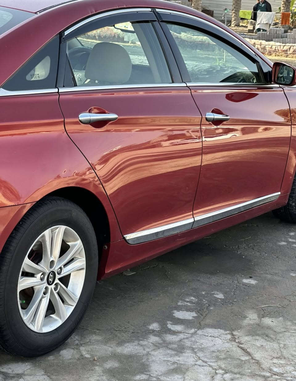 السـلام علـيكم
سـوناته مـوديل 2013 
رقـم بغـداد الـدولي 
السيـاره ليـبل واحـد كلها وكـفاله مـن الحـادث  والدواخل بيه صبغ 3 قـطع فقط بدون دواخل خلاص 
تبريد + تدفئه 
صدر امامي خلفي جديد 
تخم تاير 
كشن كهـرباء 
مودات تحكم بالدركه 
شاشه 
داخل لونين 
السعـر 110 وبيها مجال 
مكـان السيـاره بـابل قـرب سيـطره الاثار 
***********
