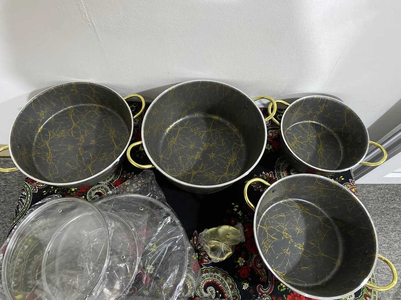 سڵاو 
گەیاندن فرییە بۆ ناو سلێمانی 
بێزەحەت ئەم تاقمە مەنجەڵەم هەیە لە ناو کارتۆنی خۆیەتی لۆکە و نەوعیەتەکەی زۆر باشە  و شوختی پێوە نییە
نرخی ٣٠ هەزارە 

هیتەرەکەش گەیاندنی فرییە بۆ ناو سلێمانی بە ٢٠هەزار لۆک و بێ عەیبە مارکەی تۆڕبۆیە .


**إذا كنت صاحب هذا الإعلان وتريد حذفه لأي سبب، رجاءا أرسل رسالة إلى الدعم الفني**