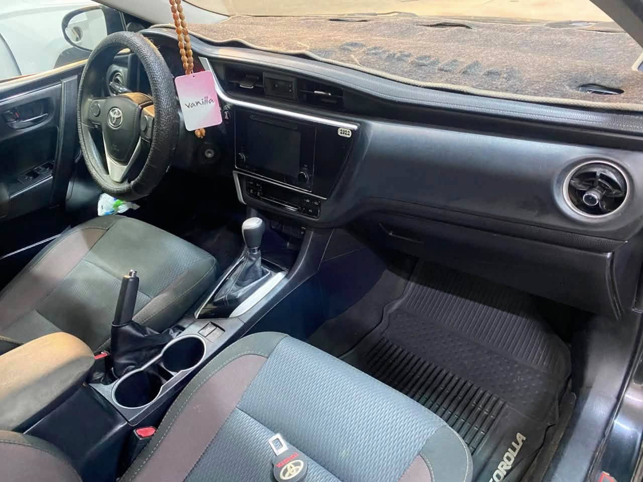 🔴كورلا 2018LE
ماشية 114ميل (قابل للزيادة)

📍رقم بغداد مشروع وطني 

وارد امريكي حادثهة قطعتي بأمريكا
وبيها طخات وبارد هنا ( ابيع حزام )

مواصفاتهة معروفة وبيها فتحة سقف

السعر : 110ورقة وبيها مجال حگ الجية  

مكان السيارة كربلاء 
للاستفسار ***********
