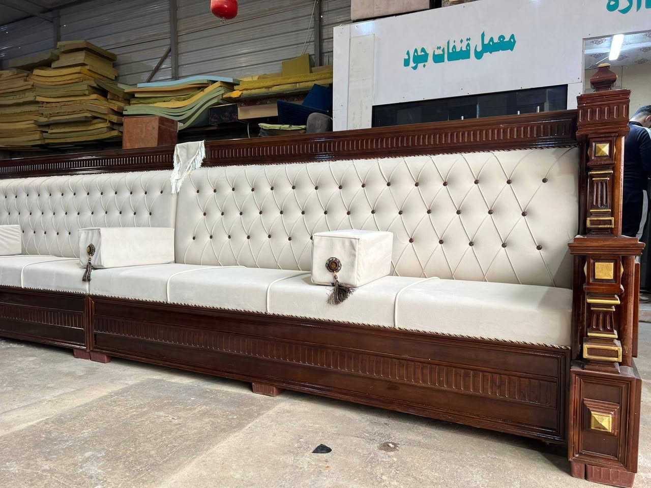 طلب احد الزبائن 👈 طراز حديث وانيقه  من الخشب الصاج والقماش التركي 🇹🇷 والاسفنج العراقي الضغط عالي مع  كلظمان ٦ سنوات حقيقي 😉🫡 والله ولي التوفيق 
يتوفر العمل ب نظام القسط بدون مقدمه عن طريق الماستر كارت 
الاتصال على الأرقام 
***********
***********
ابو جود 🫡😘
