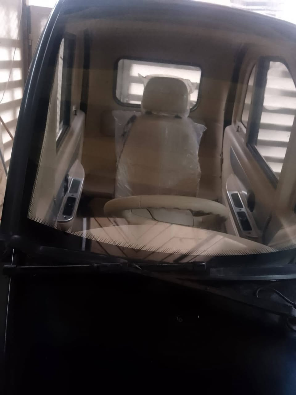 السلام عليكم سياره لابوبو للبيع
***********
