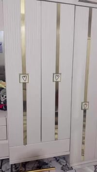 سلا عليكم غرفه تركيه للبيع 9قطع  كلشش نضيفه ممستعمله اهواي وهي الضرار ...