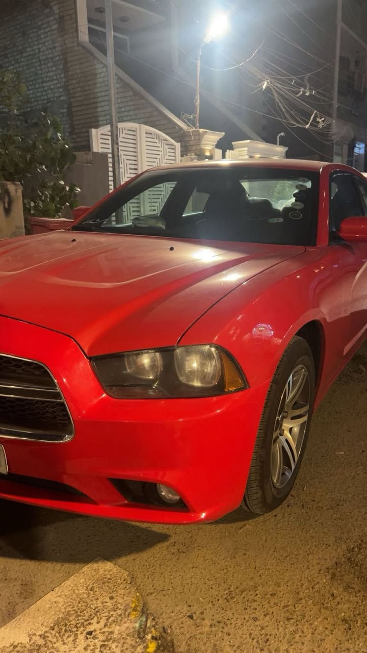 جارجر مديل 2014 السياره كفاله عامه من كلشي. مكينه كير حداد تخم تاير بل كارتون السياره بدي كفاله *********** وأي استفساره هاذ رقم الولد انه مكلف بل نشر
