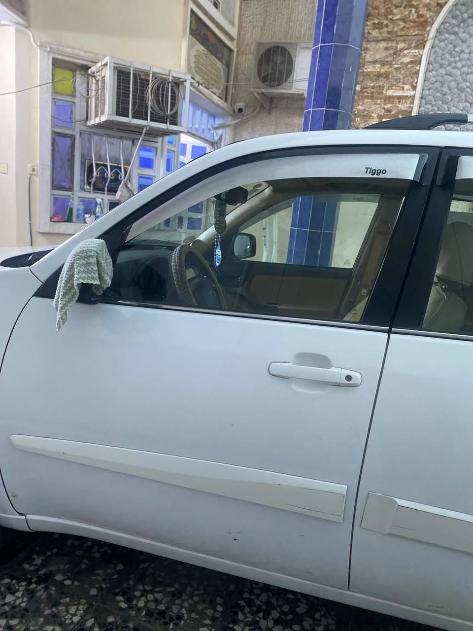 السلام عليكم سيارة تيكو ٢٠١٤ بصمه . تشغيل عن بعد ..شاشه سياره جديده ماشيه ١٠٠ تبريد ثلج سياره مكفوله تحويل ثاني يوم رقمي انكليزلي السعر ٦٥ اوبيه مجال مكانه الغزاليه مكينه ٢٠٠٠ المرغوب رقم ***********
