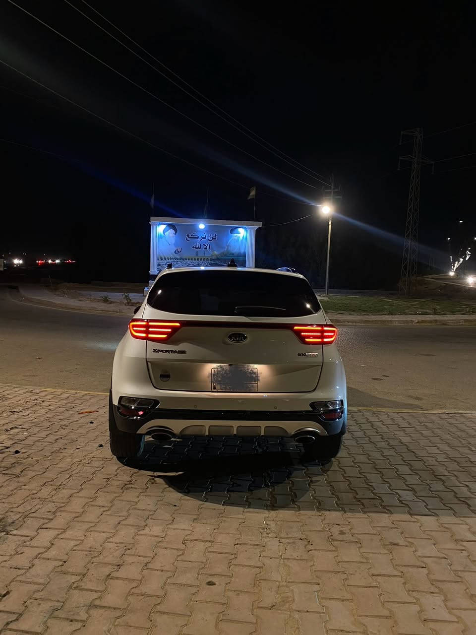 السلام عليكم للبيع او مراوس
كيا  سبورتج 

وراد كندي 

موديل 2022

محرك2000 تيربو ماشيه 65

فول 1/1 SXT الفئه السيارة بانوراما 

كشنات جلد تدفئه تبريد 

جنطه كهربائيه رائدات جانبيه

حساس امامي  خلفي لد خلفي 

سياره فووول الفول سايد بريك كهرباء تحديد مسار تدفه تبريد كشنات وستيرن ونقطه عمياه وجنطه كهرباء 

 بعد هواي موصفات  رقم بغداد بسمي  مكاني بابل لاتصال ***********

سونار السياره بالمنشور
