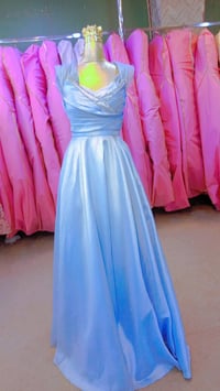 فساتين سهره تركي • استعمال قليل • سنتر باربي النجف