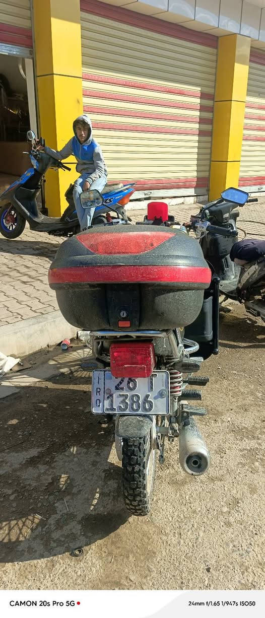 مسجل بسمي ميعوزو ربع سعر مليون و400ويرهم مراوس لستفسار تصل ***********
