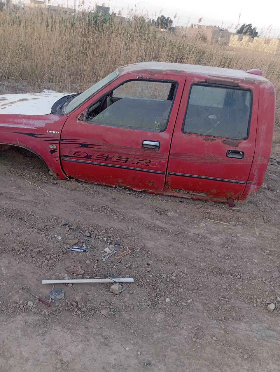 تفصيخ الرفاعي
***********
بطاين دير 130
تخم ويل كب دير ب120جديد
تانكي بلاستك يرهم لاي بيكم
قماره وبدي دير لون احمر ب450موديل 2011
رباط ورك فجوج حداديه جديده
سعر مناسب توصيل موجود
