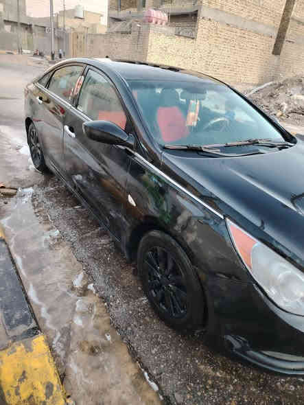 للبيع سوناتا موديل 11 وارد كوري  مكفوله من الضربه القويه و التجيه و الاصوليات والعيب الشرعي بيه صبغ جاملغ امامي ورشات صبغ و الكوري ما ينكفل  من الصبغ اوكفلك بكلشي فقط المكينه تنقص محرك 2000 سياره خطين بانزين غاز راعيه موجود بل بصره السياره مكانه ميسان المجر الكبير سنويه 2026 السعر 90 وبيه مجال اتصل ***********
