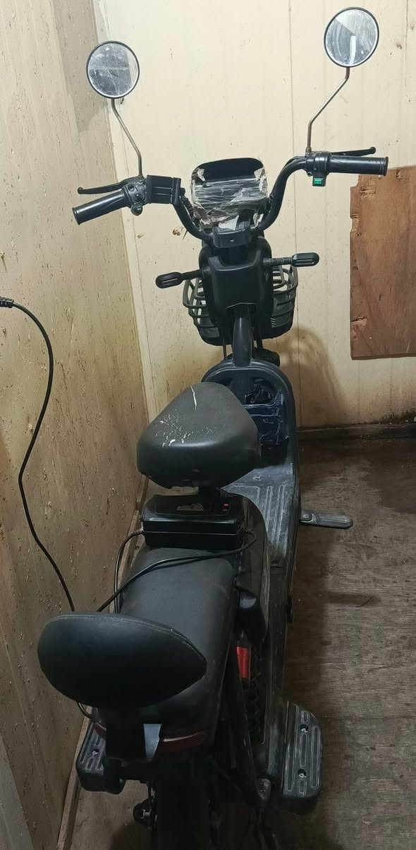 سلام عليكم متاح باسكل شحن موديل 25جديد مستعمل ست اشهر بطاريات بعدهن شركه سرعه 78اربع نمر كامل مكمل مابي اي نقص سعره 300وبي مجال بسيط العنوان ديالى بعقوبه المركز شراي يتصل دلل ***********
