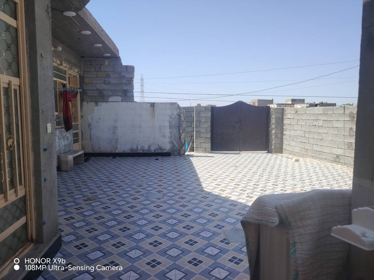 بيت لبيع /النهروان/دوانم/خلف مطعم الديوان/ خط ثاني /مساحه 250 بيه غرفتين وصاله واستقبال
ومطبخ /ترك داير البيت / صب حديث
لاتصال على رقم لاستفسار ***********
