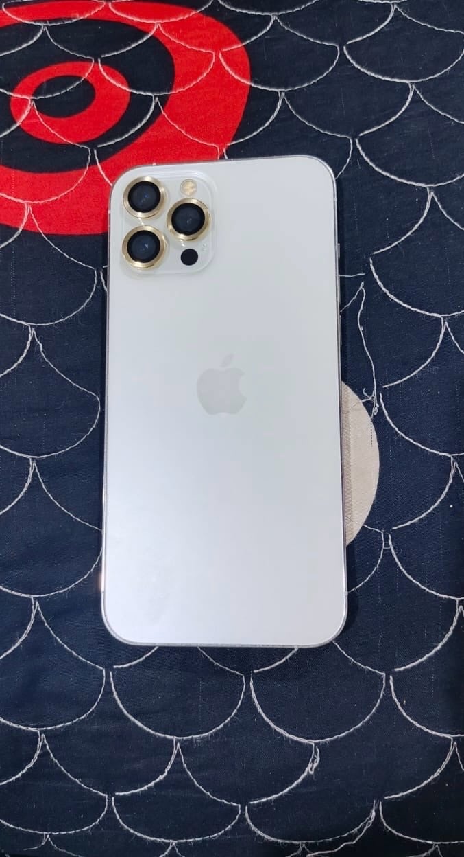 جهازين مراوس حسب الرغبة ١٢ برو ماكس مبدل شاشه اولد اصليه + تكنو كامون ٣٠ مكاني تنومه الصالحيه 