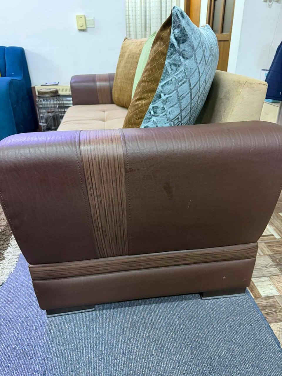 السلام عليكم من رخصت الادمن نصف طخم قنفات 2 نظيفات كلش السعر 150 الف وبي مجال للشراي


**إذا كنت صاحب هذا الإعلان وتريد حذفه لأي سبب، رجاءا أرسل رسالة إلى الدعم الفني**