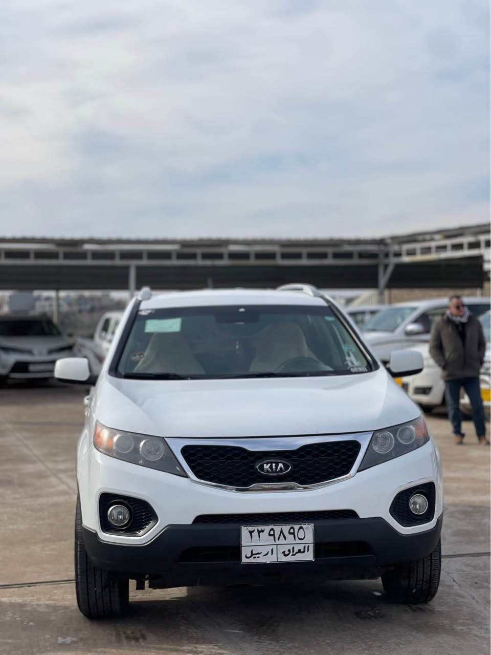 سورينتو موديل 2012 خليجي 
رقم اربيل 
بدون صبغ نهائيا كير و مرحرك بشرط محرك مفتوح 4 سلندر، سبع راكب كشن جلد سيارة مال بيت اربع تايره جديد سياره مابي اي روبع مسرف بشرط  رقم الهاتف*********** اكر, نينوى
