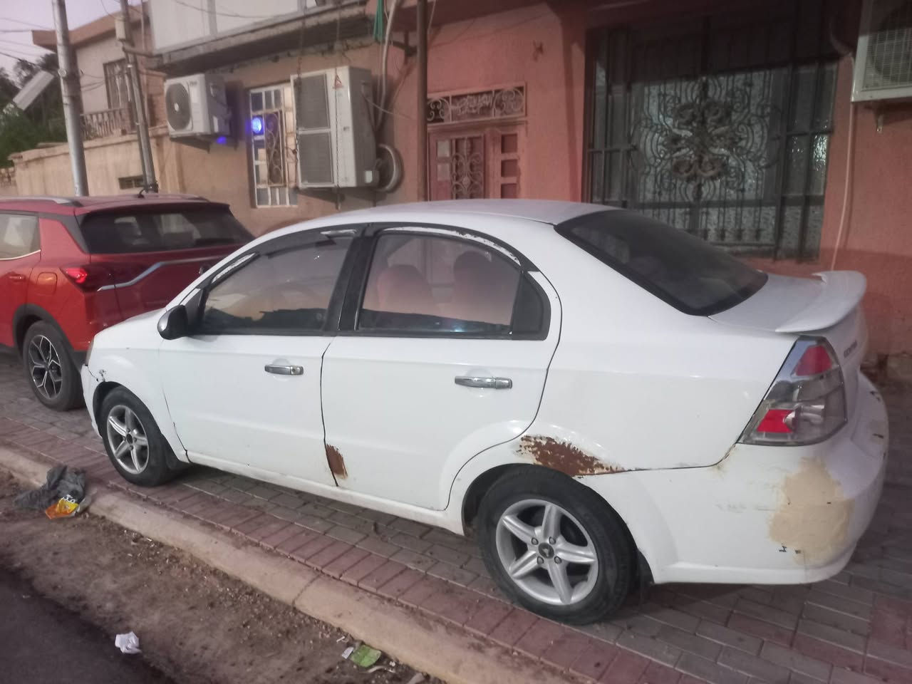 افيو للبيع موديل 2008 مكينة مسكر، گير اوتوماتيك، ويل كب، رقم بغداد، السيارة بحالة جيدة، كهربائيات دشبول كله شغال، مكان السيارة كربلاء، تحتاج صبغ احزم السعر 40 ورقة، مكاني كربلاء، للتواصل  ***********
