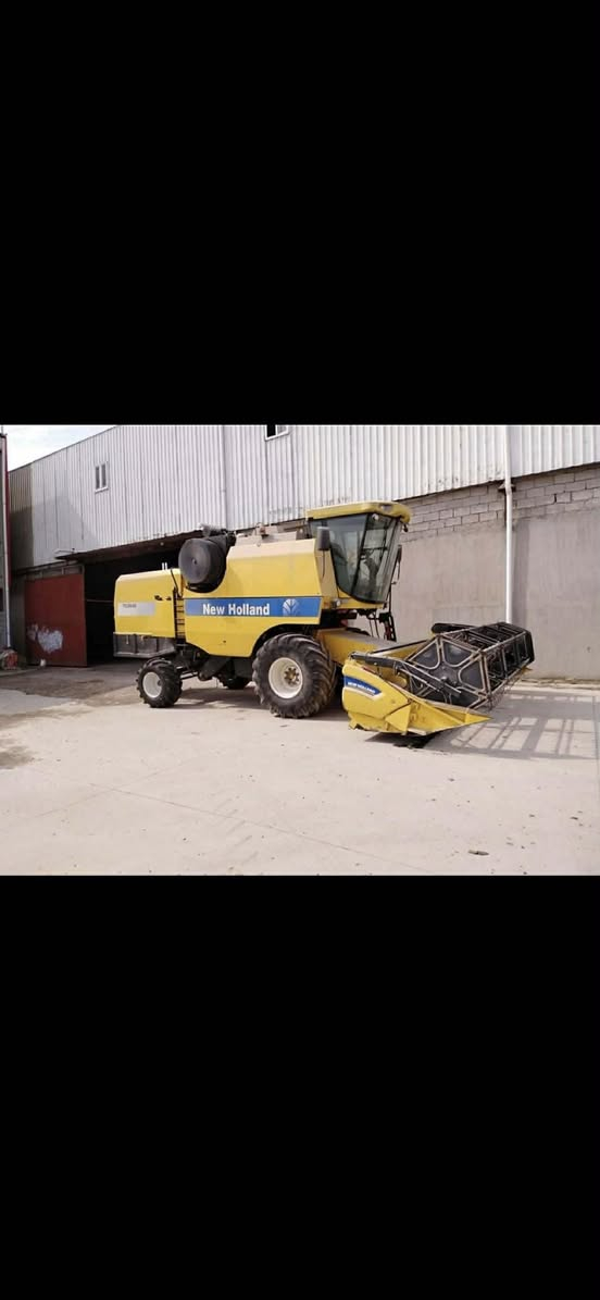 سلام عليكم
للبيع حاصدة نيوهولند
حجم 50-40 قايش.. 4بلم
فول مواصفات. حار بارد
رقم كركوك ..
موديل 2014..
عاده 1275. ... مكان كركوك
للاستفسار. ***********
