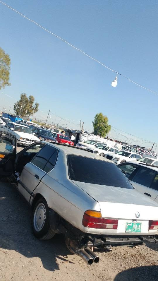 ئەم BMW بۆ فرۆشتن گێڕوو مەکینەی بەشەرت واجیهەی لەگەڵە بە شەرتی ئەوەلیات گۆڕینەوەش ئەکەم بەشتێک بەدڵم بێت 
ناونیشان هەولێر تۆپزاوە نحییەی ڕزگاری ڕێگای موصل خەبات
***********
***********واتس اپ الحمدانية, نينوى
