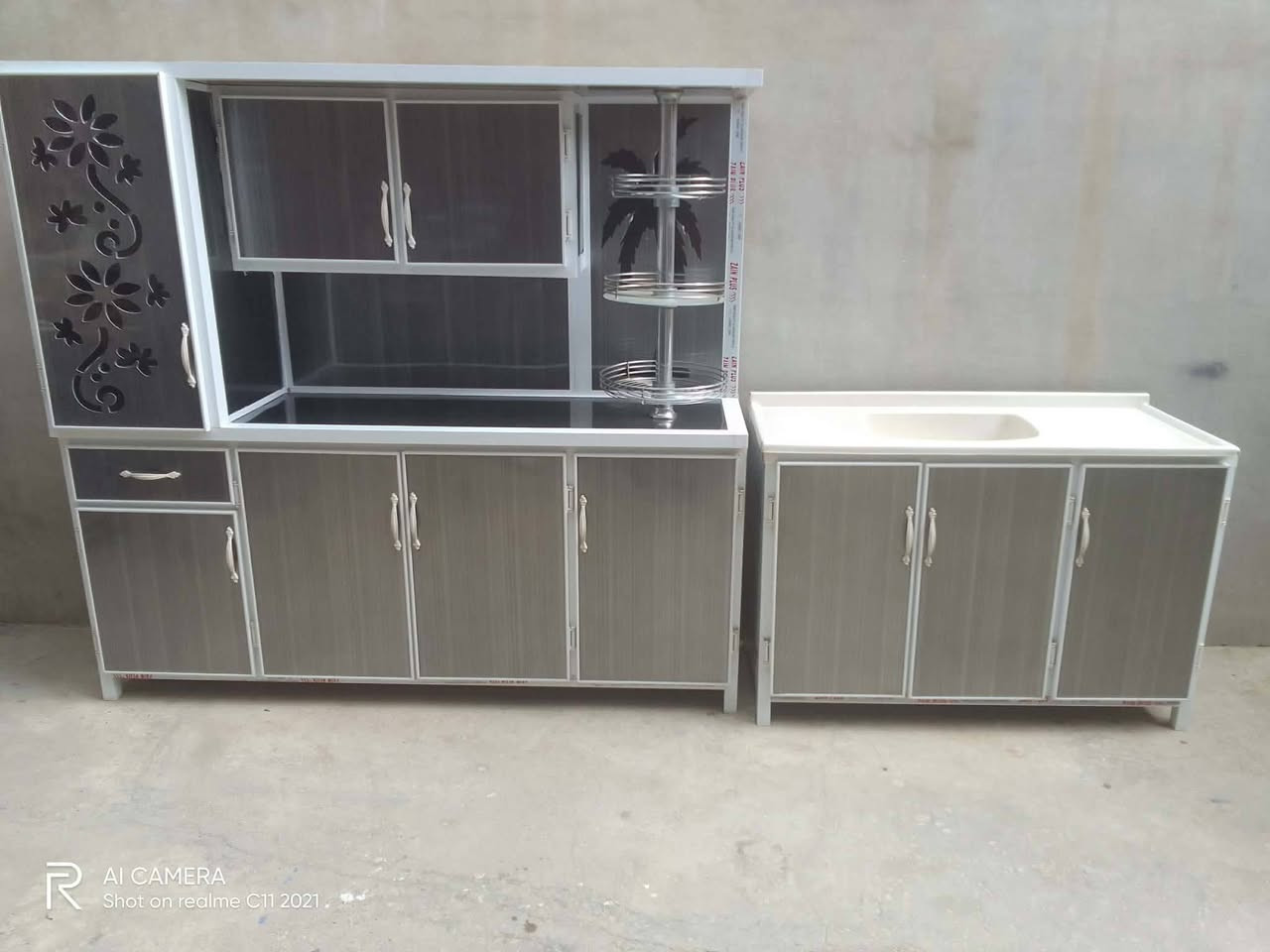 كاونتر ثلاث قطع 
العنوان كراج شمال 
السعر 350


**إذا كنت صاحب هذا الإعلان وتريد حذفه لأي سبب، رجاءا أرسل رسالة إلى الدعم الفني**