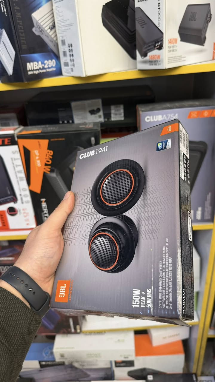 من استيرادنا الخاص كلشي وكالة اصلي 
وصلتنا حاليا وجبة من ارقى الماركات العالمية مسجلات ودمامات وشاشات سيارات 
مركز تيزاب لمضخمات الصوت 
حلة شارع 60مقابل مطعم سومر 
المهندس سجاد ***********
