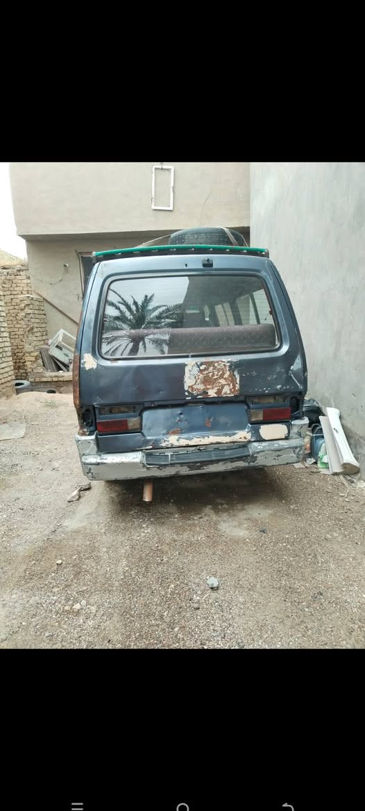 السلام عليكم عندي كيا للبيع موديل 95 رقم بغداد وهذا رقمي***********
***********
